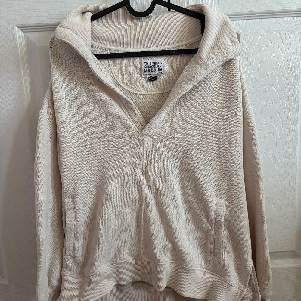 American Eagle Over-Sized Lounge V-Neck Sweater Size Small